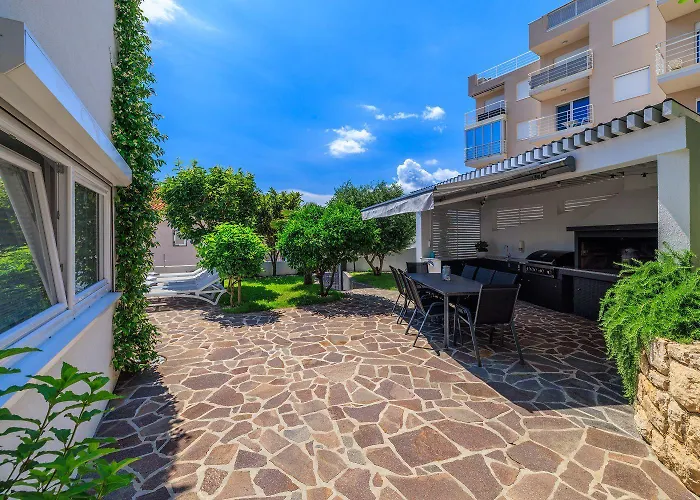 Διαμέρισμα Nur 100 Meter Zum Mit Pool *
