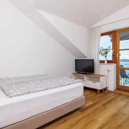 דירה Nur 100 Meter Zum Mit Pool קריקווניצה