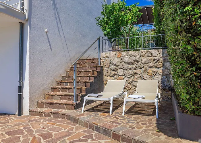 Nur 100 Meter Zum Mit Pool Apartment Crikvenica